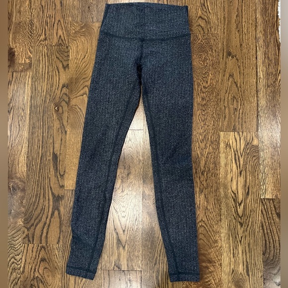 lululemon Grey herringbone Wunder Under Fleece Leggings Size 4 - Picture 2 of 4